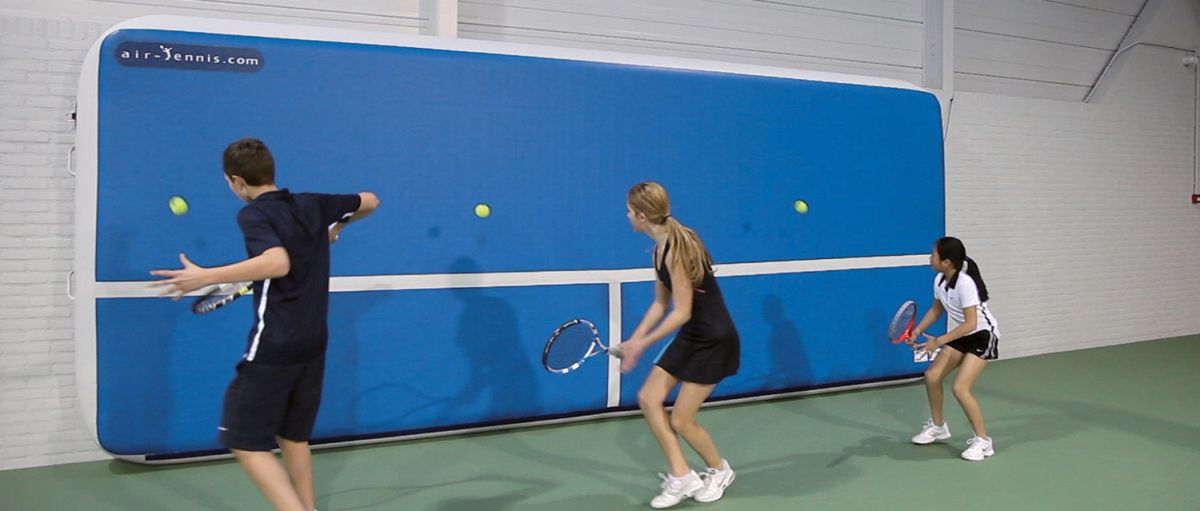 42025 Air-Tennis Lyöntiseinä 300 x 180cm (jaloilla) 1